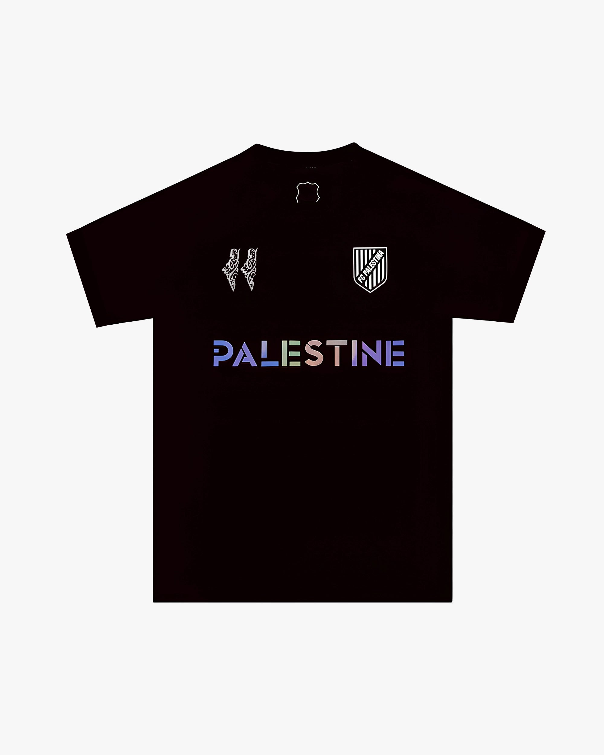 Maillot Palestine noir édition 2025 avec design holographique irisé et logo, élégant et minimaliste.